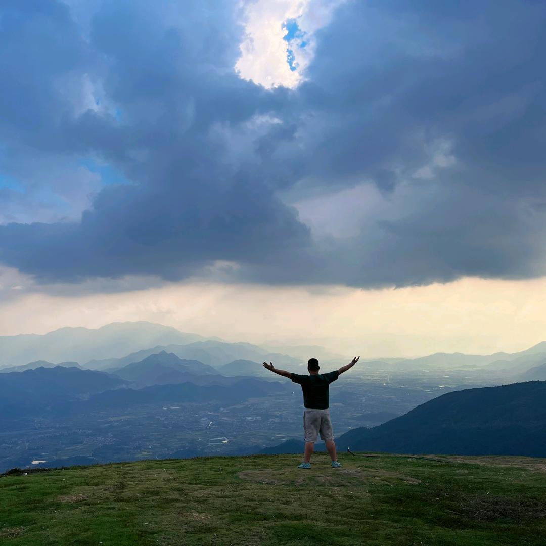 临海市归客房产中介所