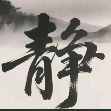 卖土蜂蜜的小帅哥