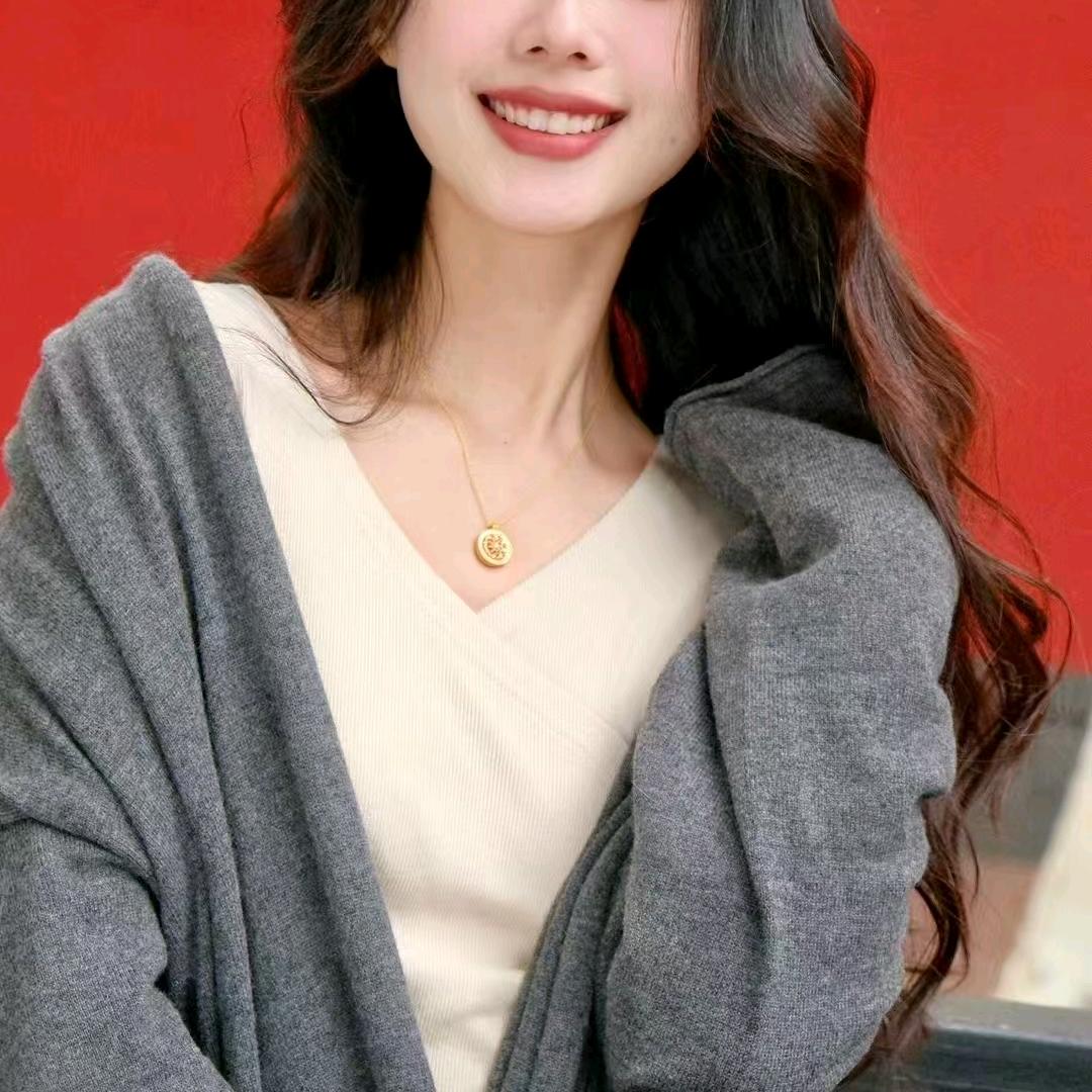 涟水安东路潮宏基慧慧