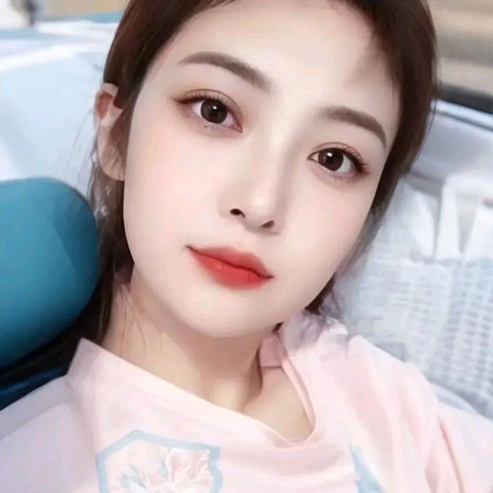 秋池晚莲