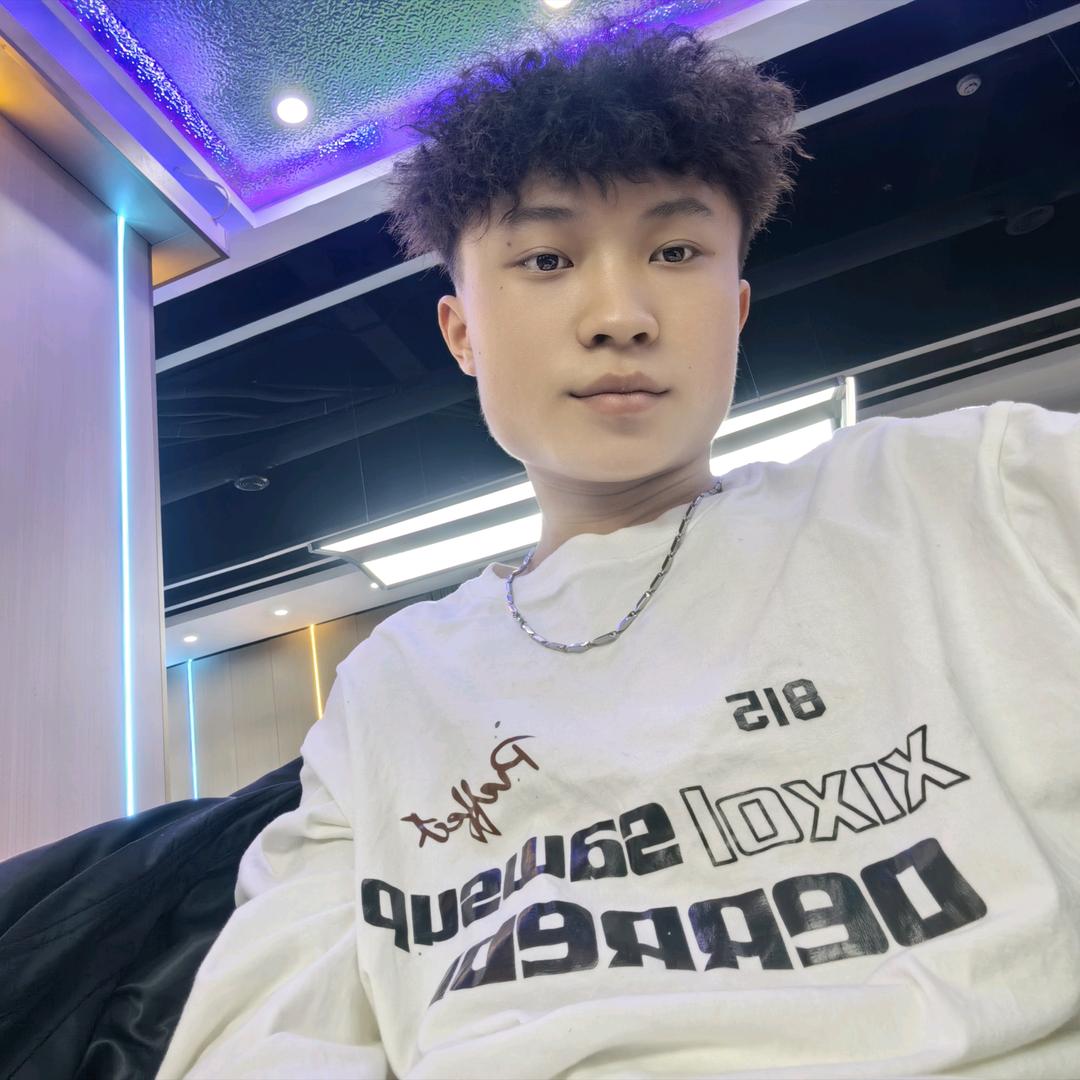 重生之我在酒吧做服务员