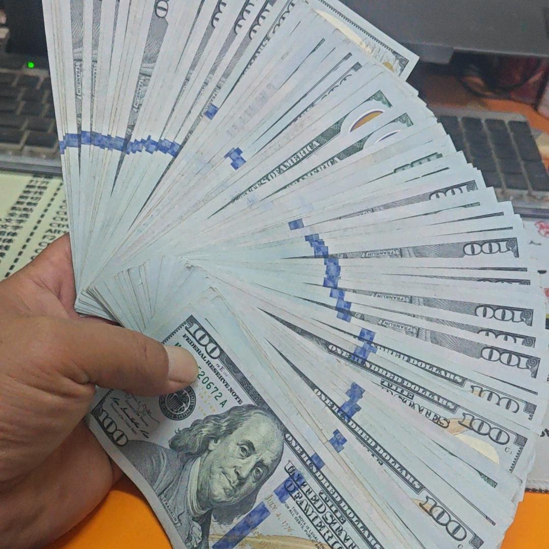 没事抓个妖精玩😎