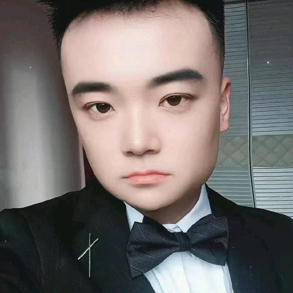 被感情所伤的小陆