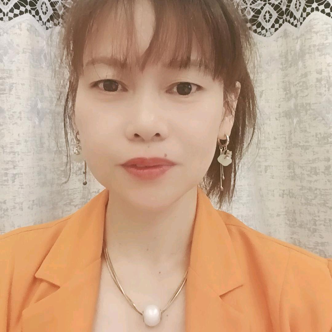 六姐：上午11：30首播