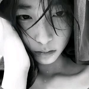 帅气辶畐人