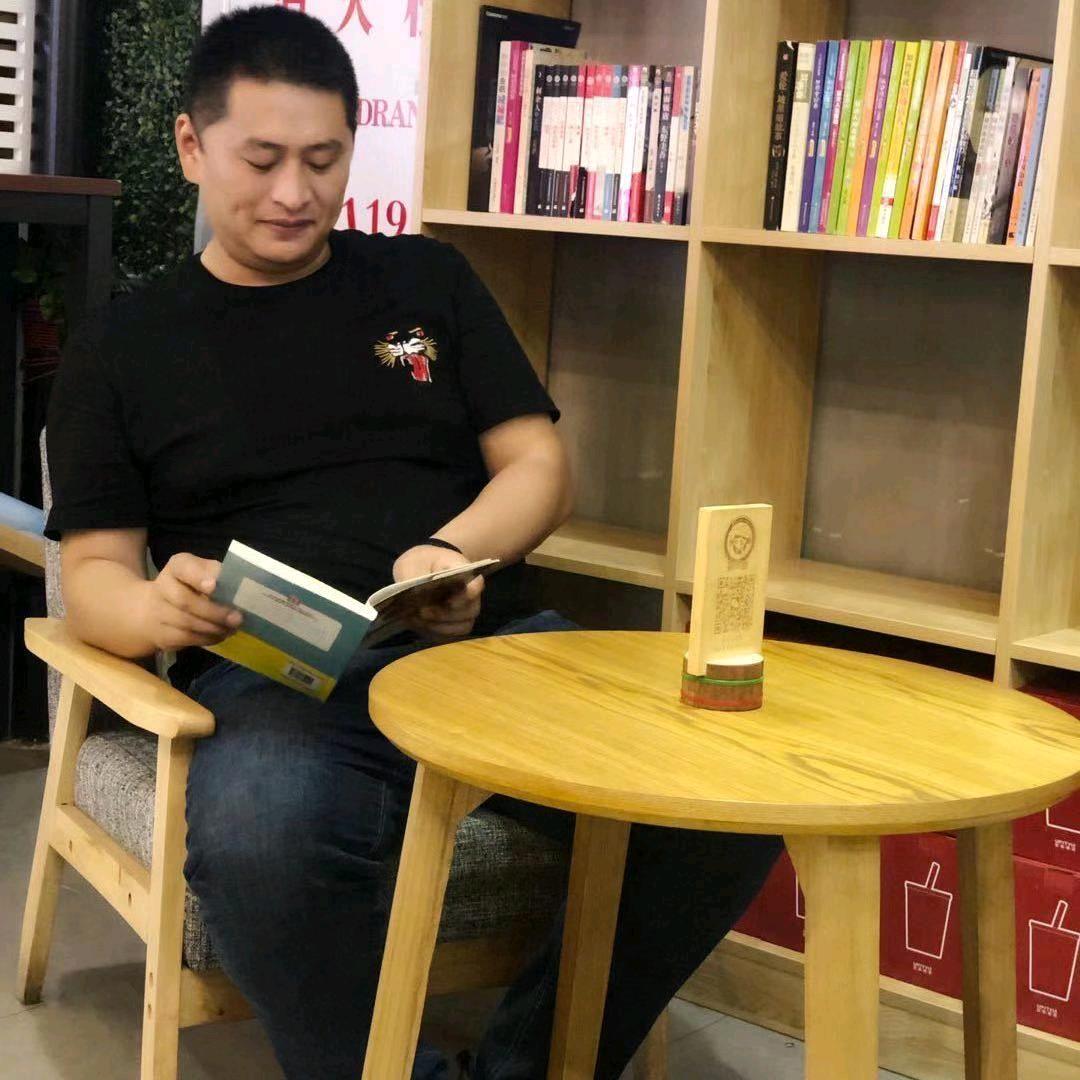 程东发头像