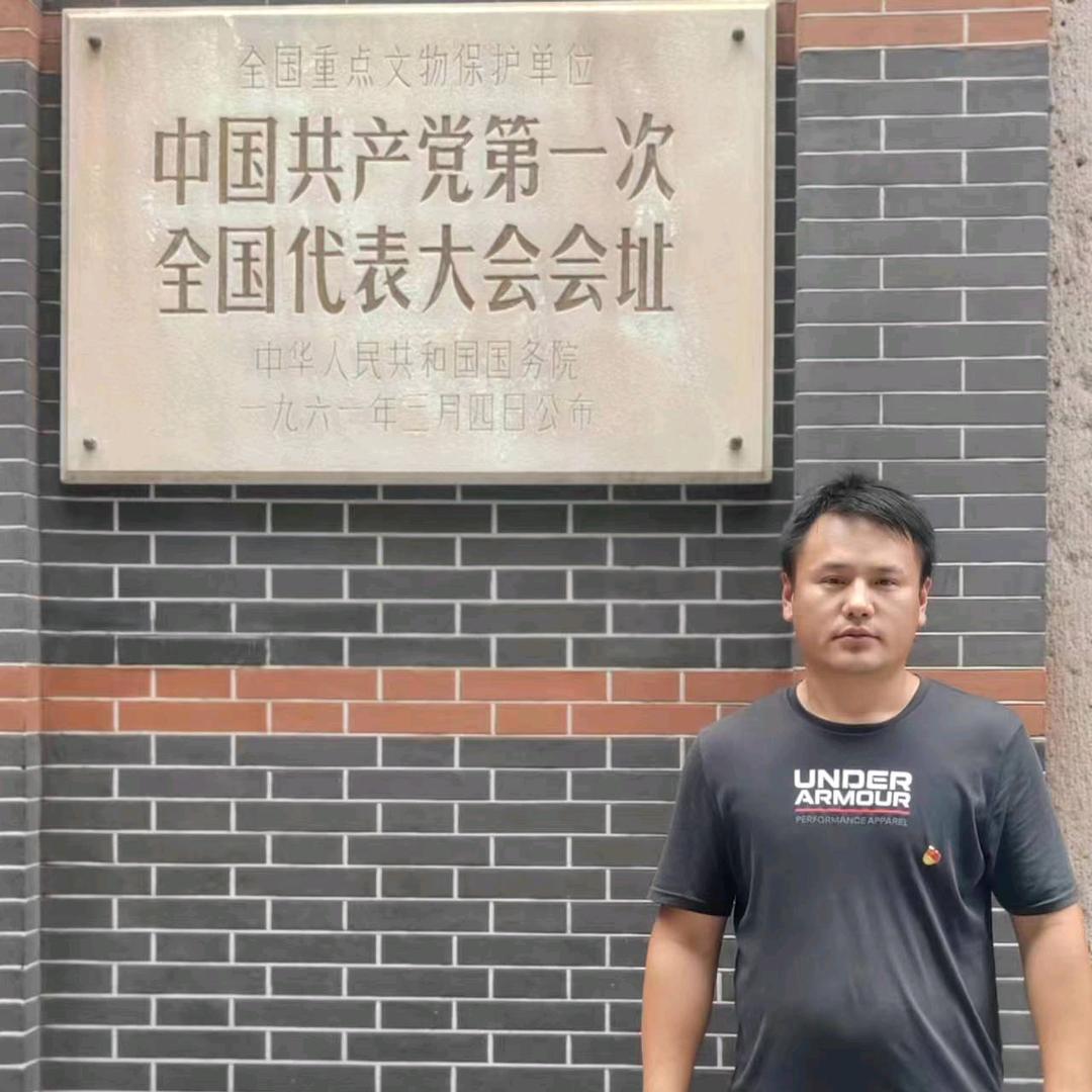 菜地里的小管
