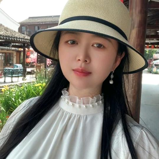 新仓❤️燕子