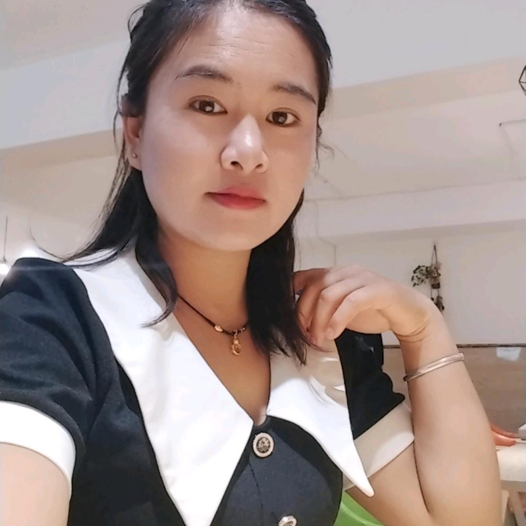 秋月吖