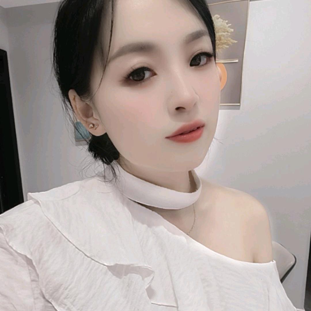 风吹乱了发