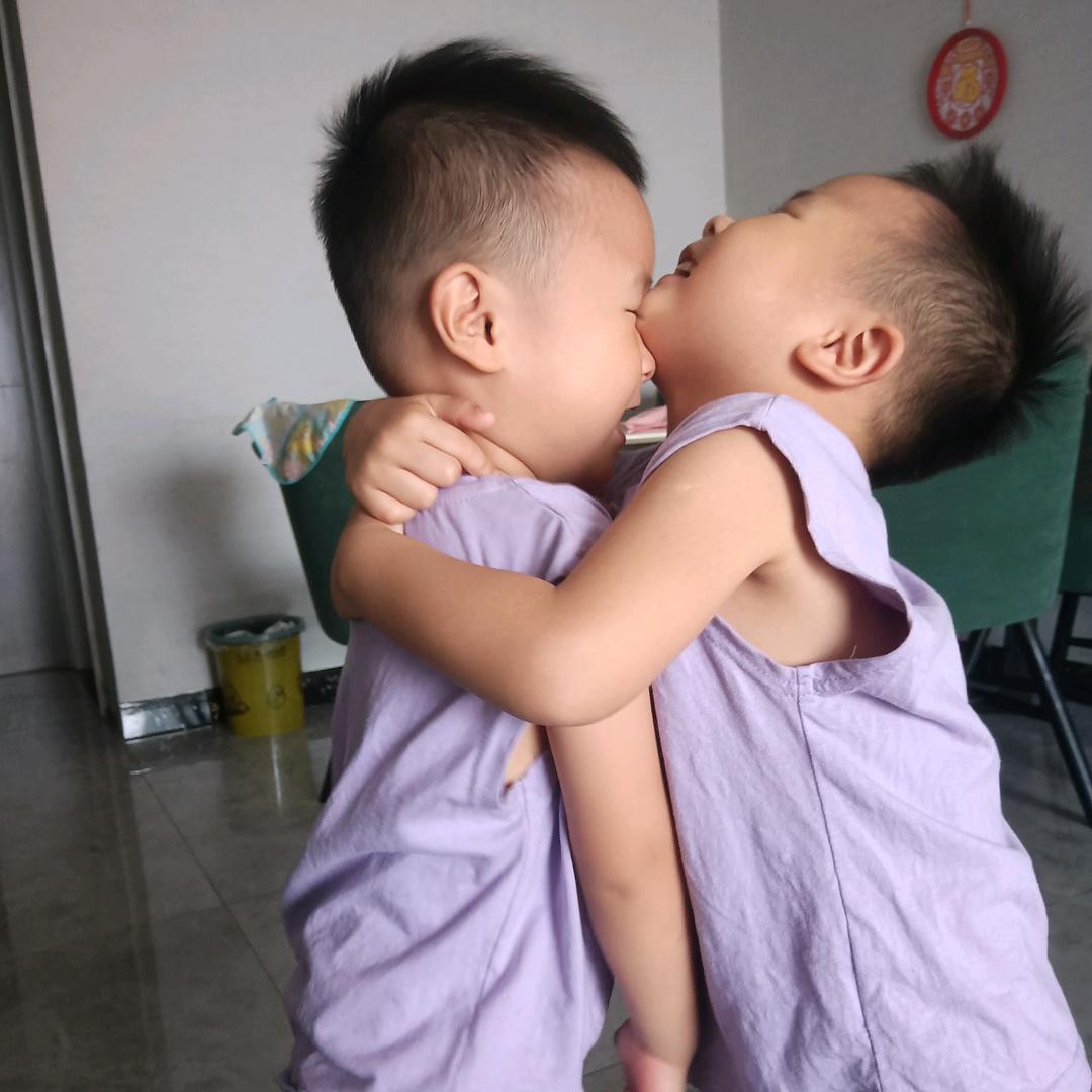 壹生就俩娃。