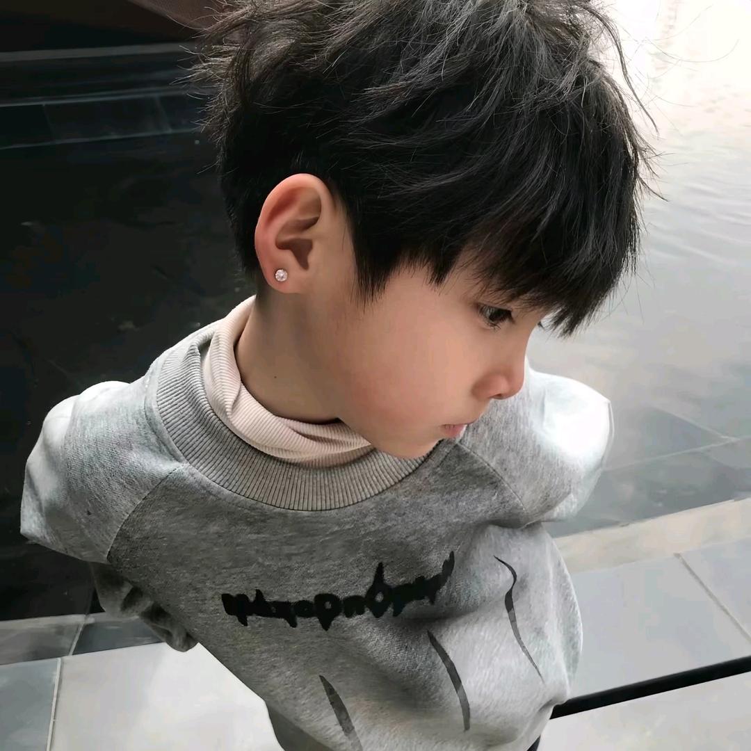 Liu