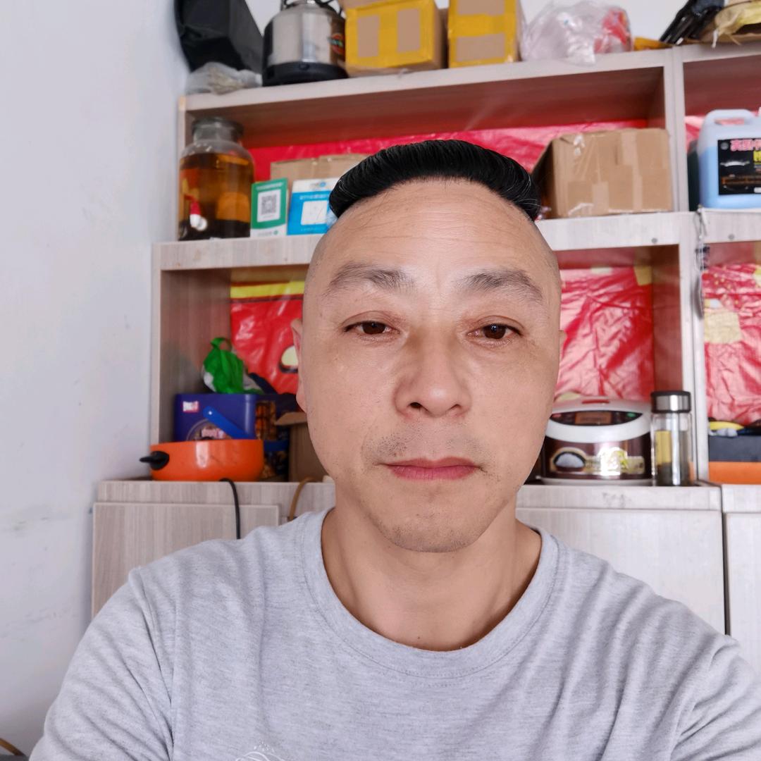 勇仔爱之家洗车