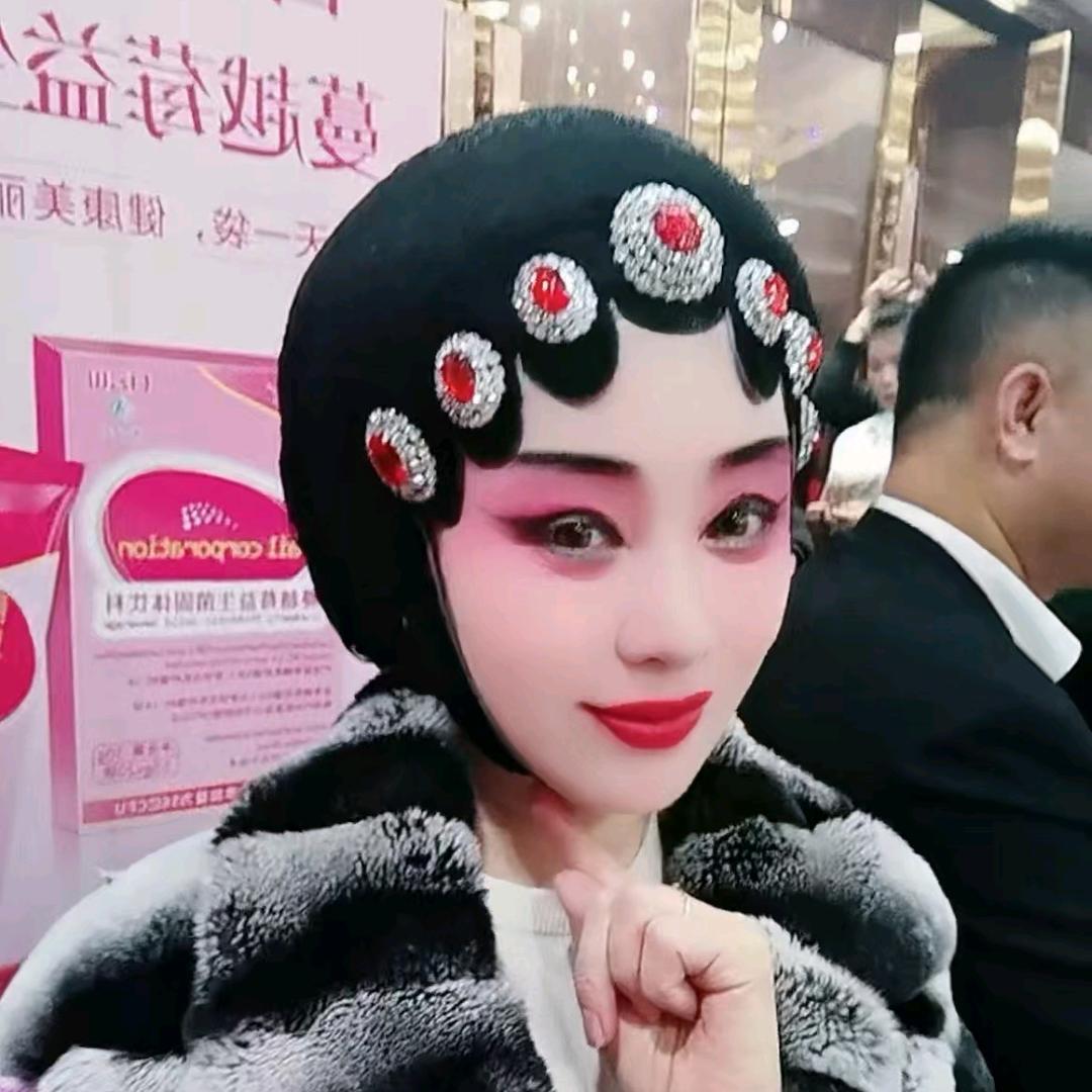 赵君子兰