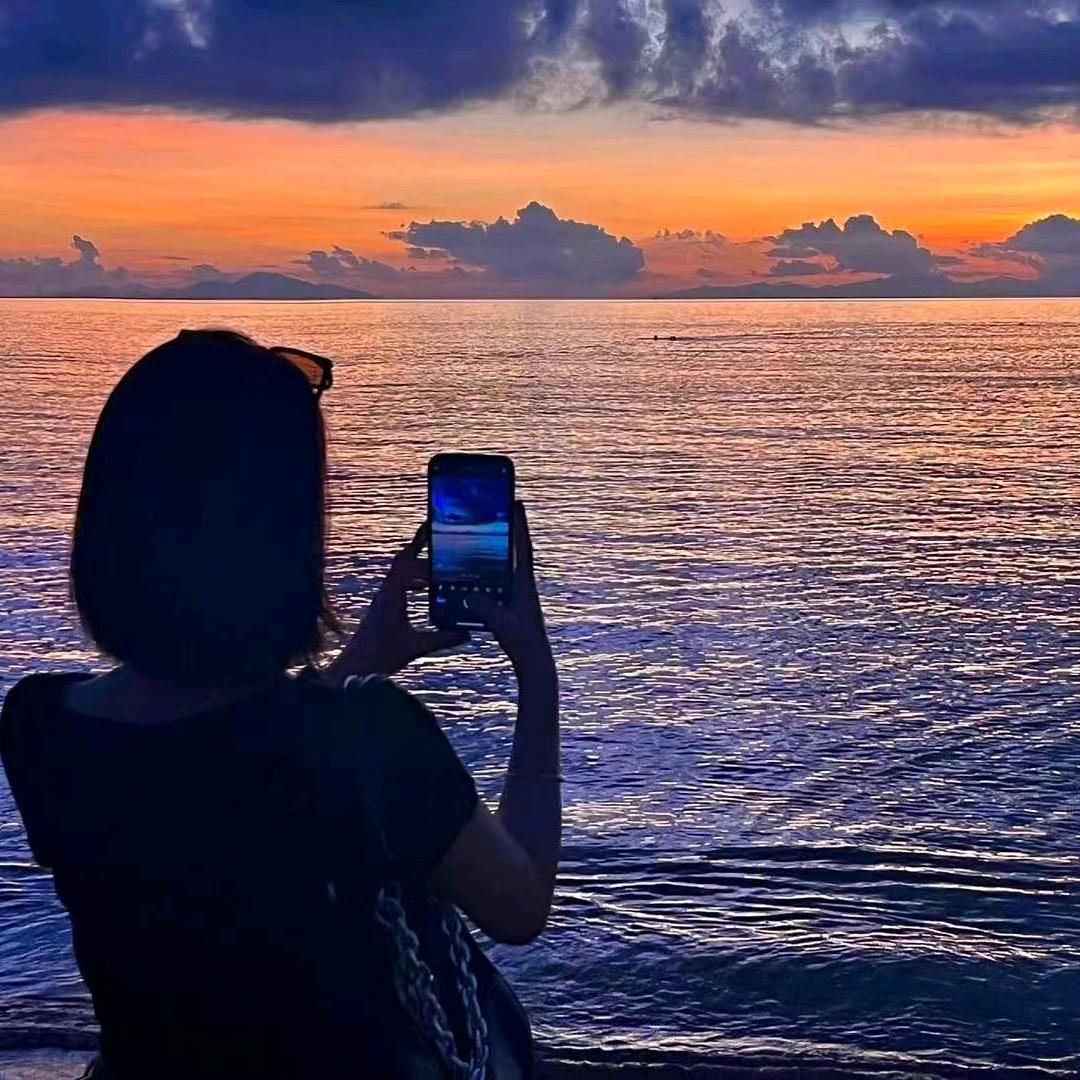 🌈忙着长大的猪🌈