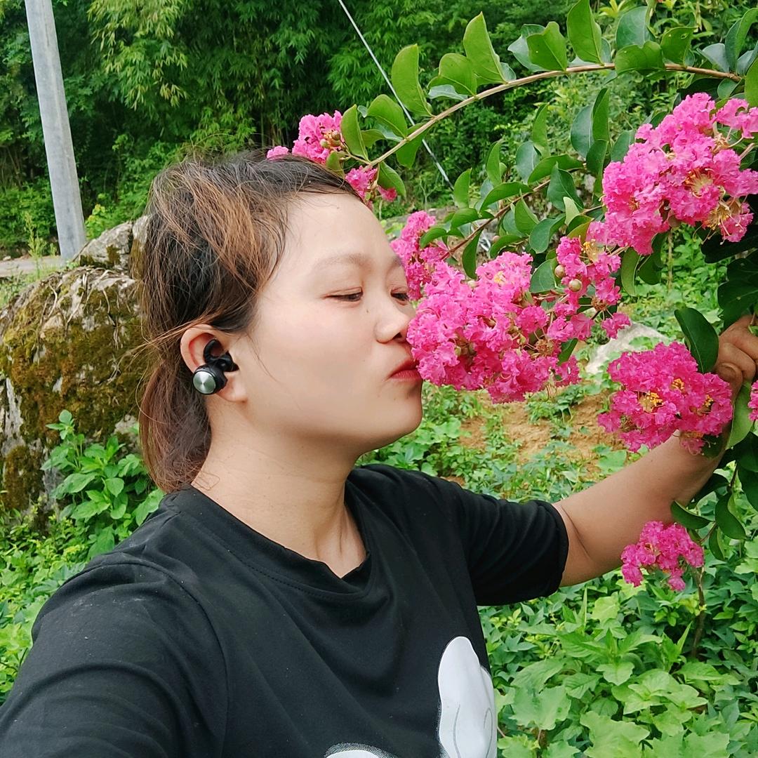 开心每一天💐((🌺⥎🌺))🌹