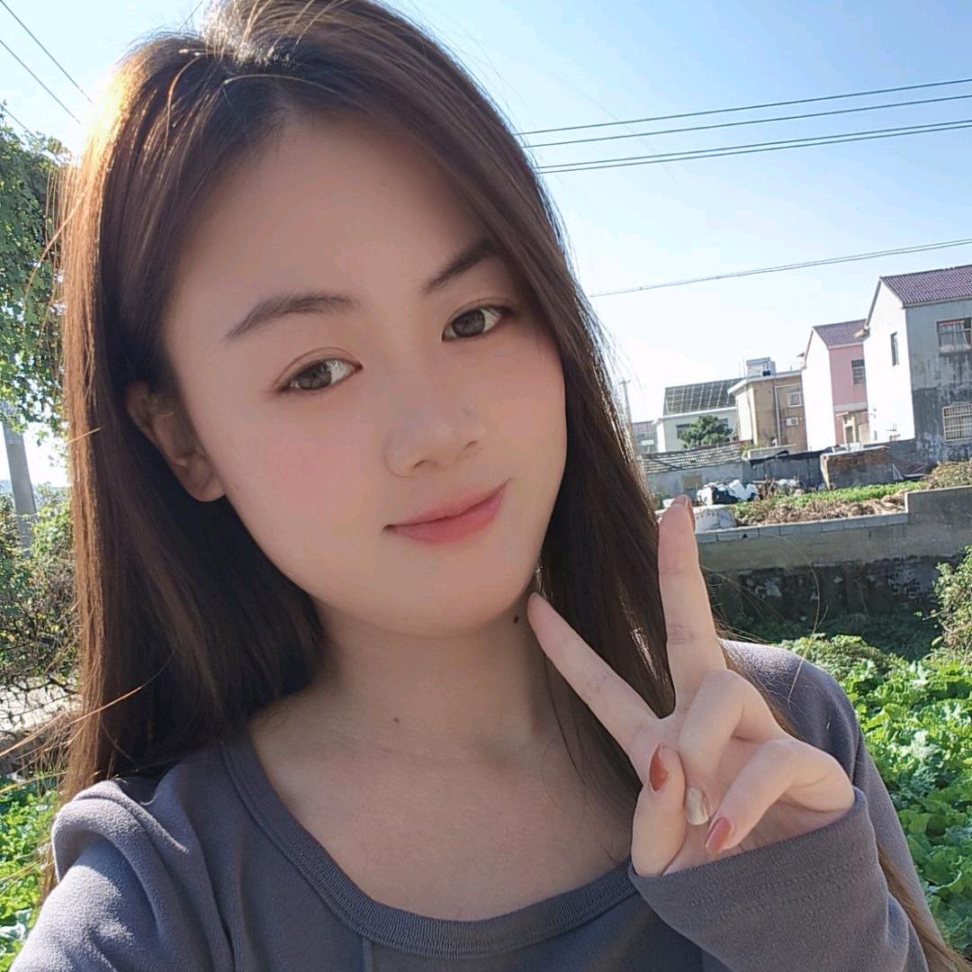 粉红-小月