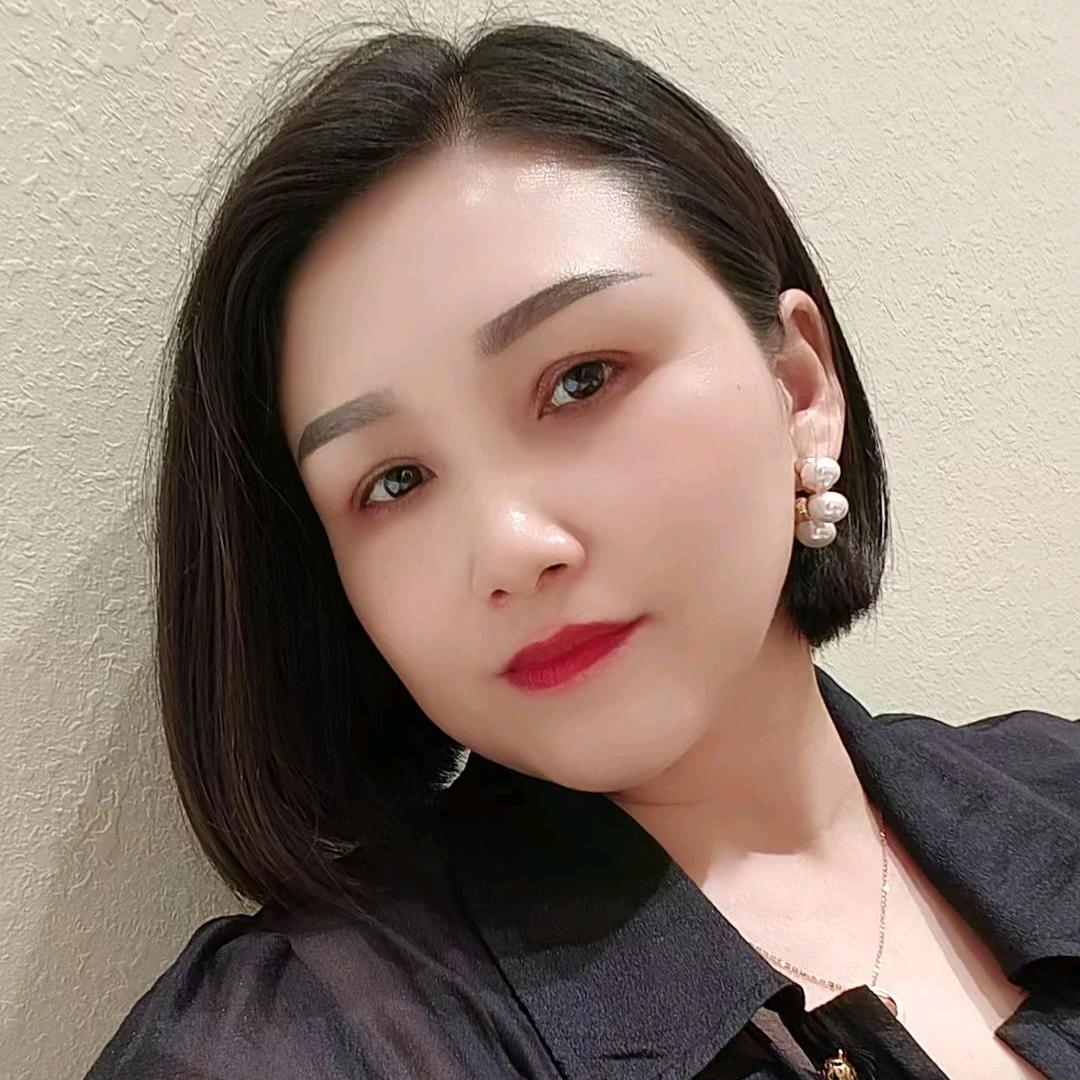 平遥依贝奇衣香丽影