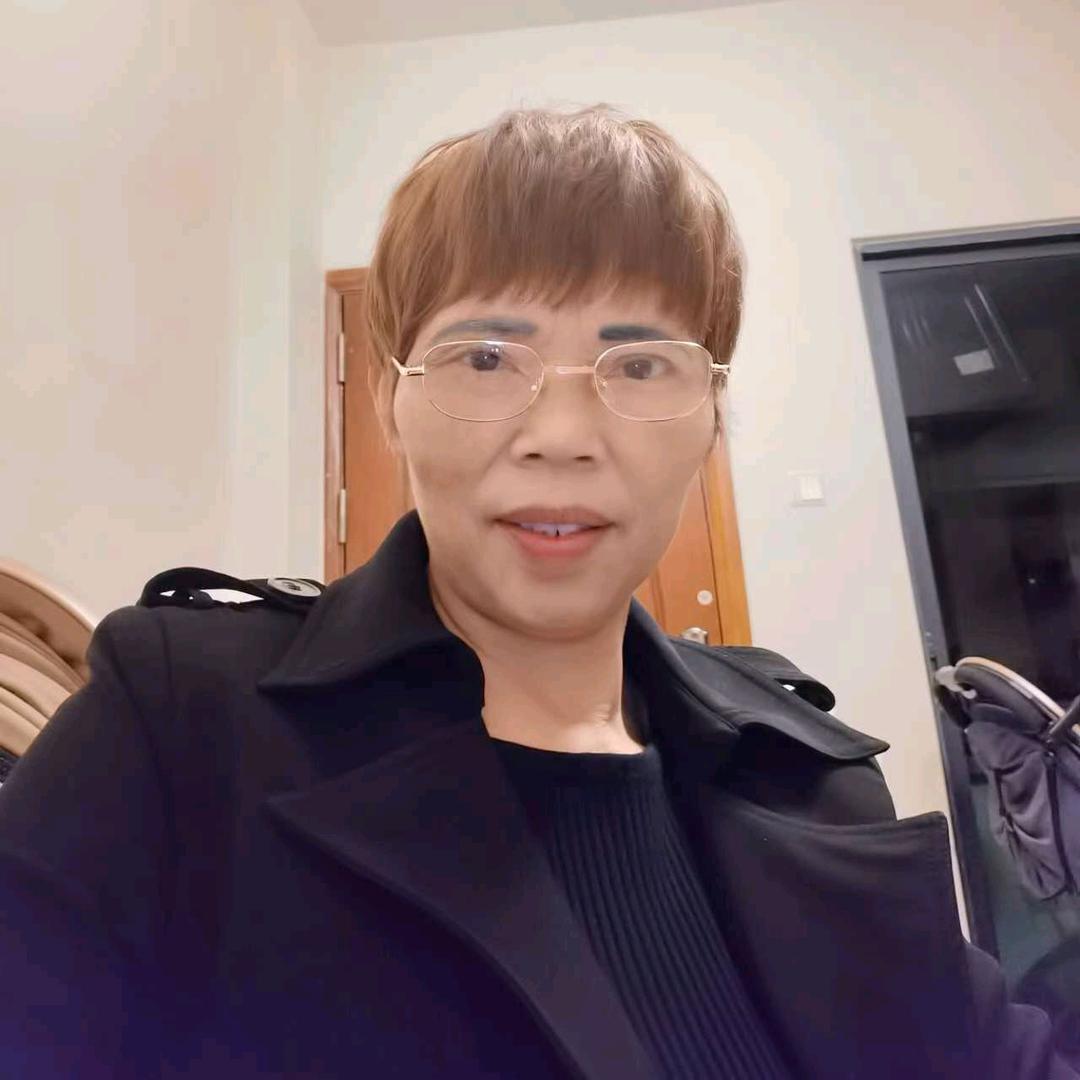 兰姐139逸桦布百货