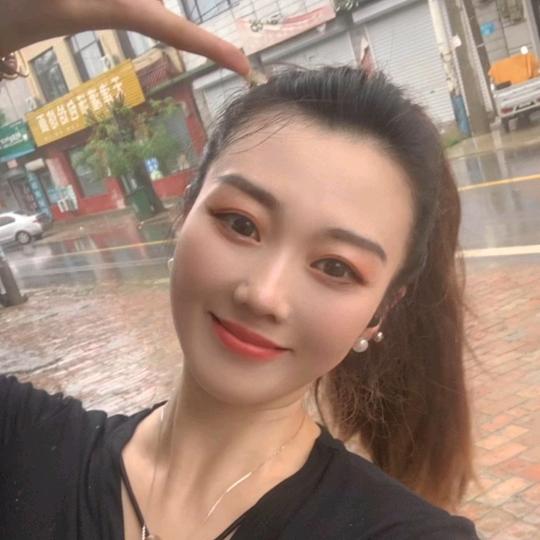 是喜气洋洋吖