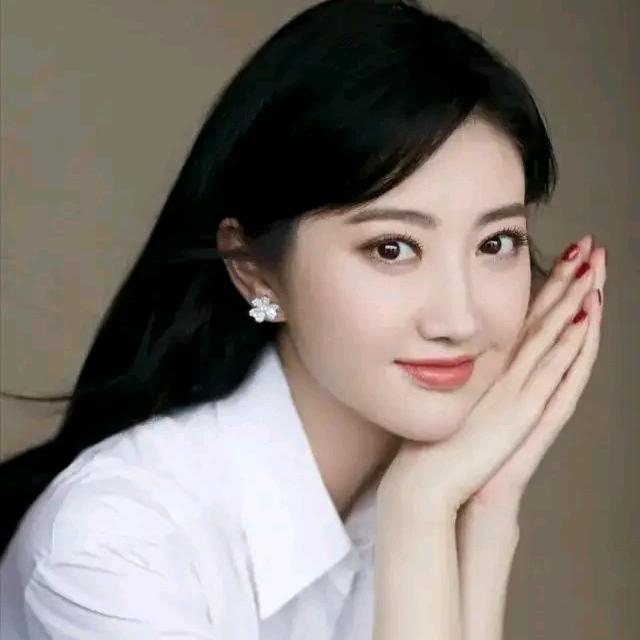 费费