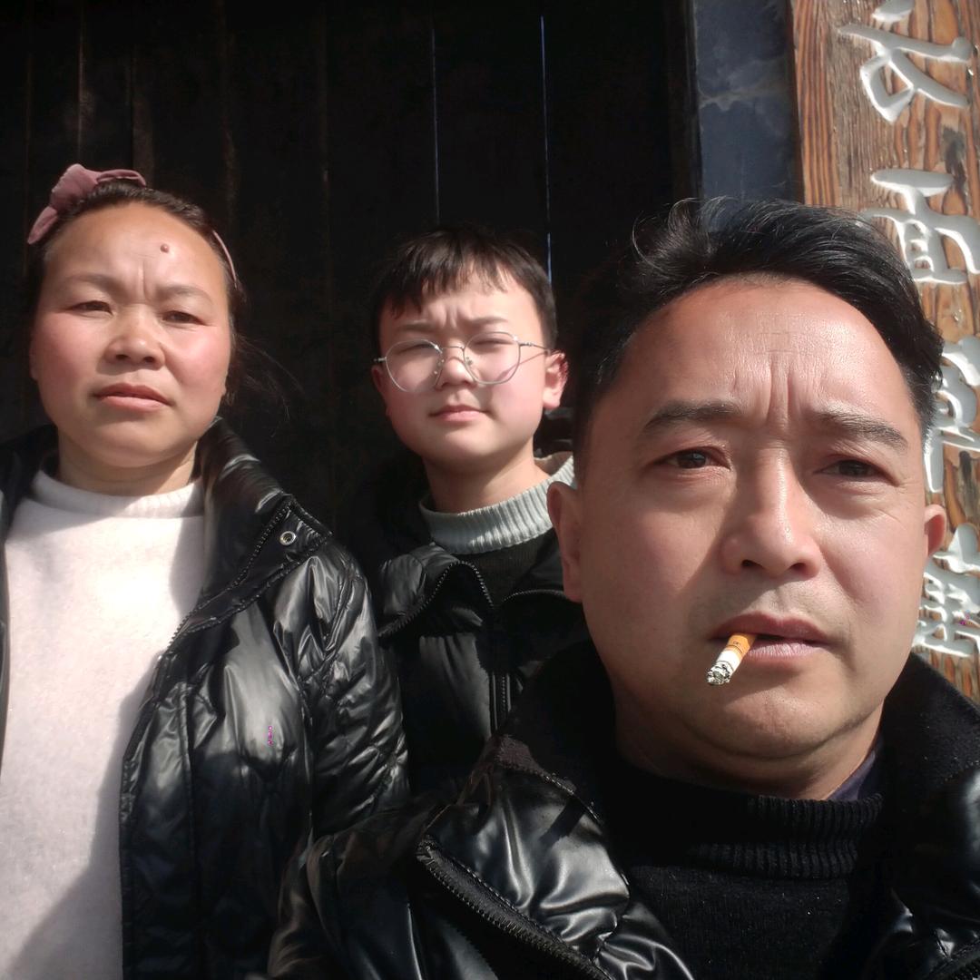 万源二哥青沟纯包谷酒高梁酒