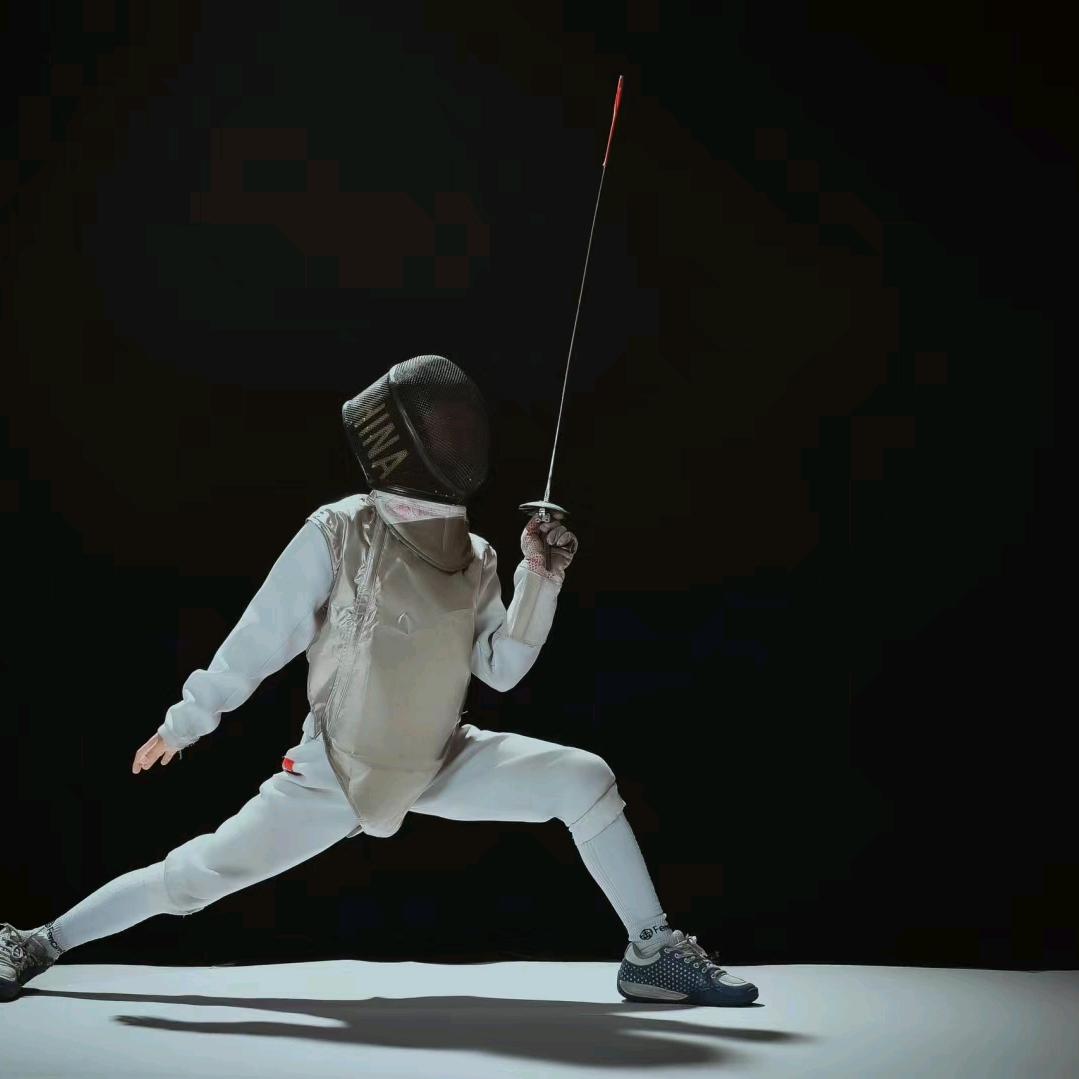 傲国击剑刘老师