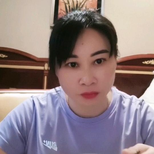 黄清清