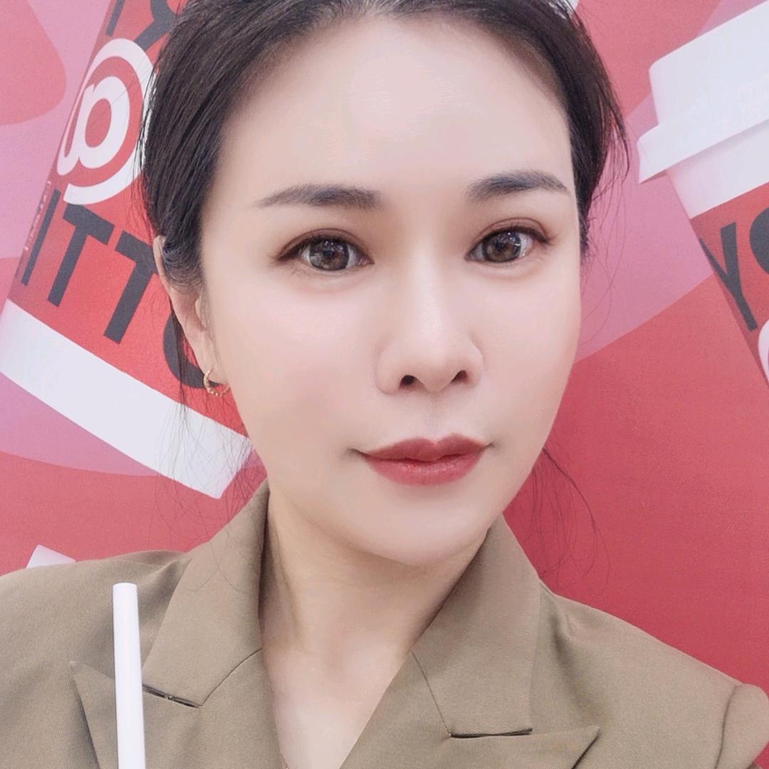 影宝儿一家