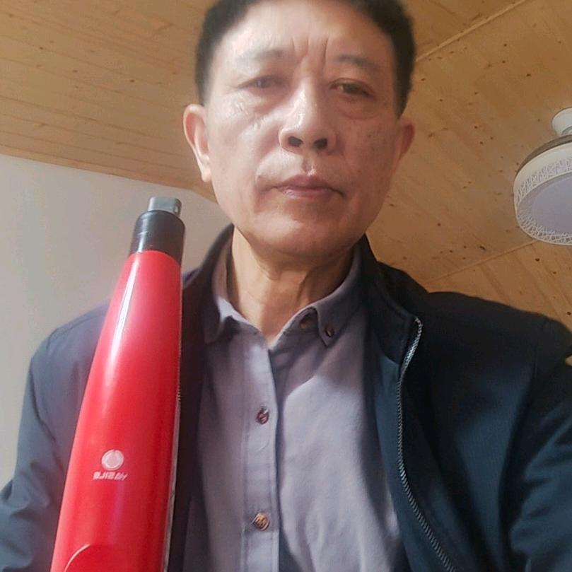 蓝天白云（电吹管）