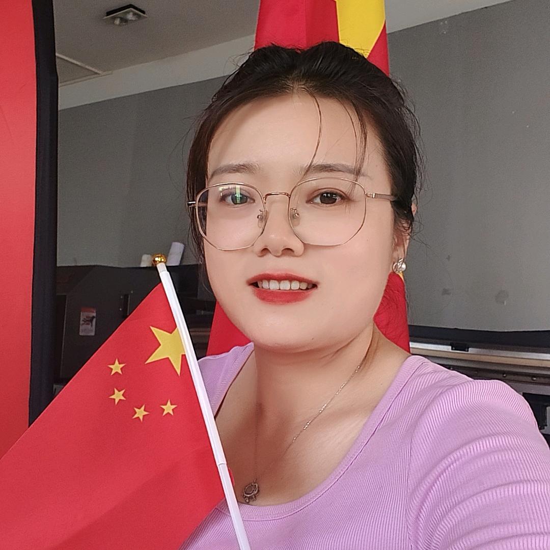 小宋在武汉做旗帜条幅