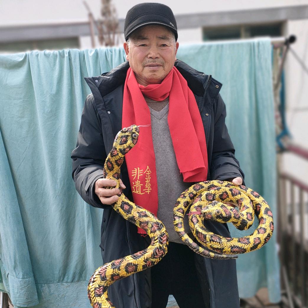 武义吕金六草编。