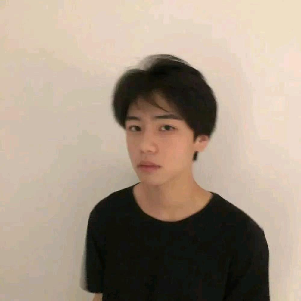 陈桉
