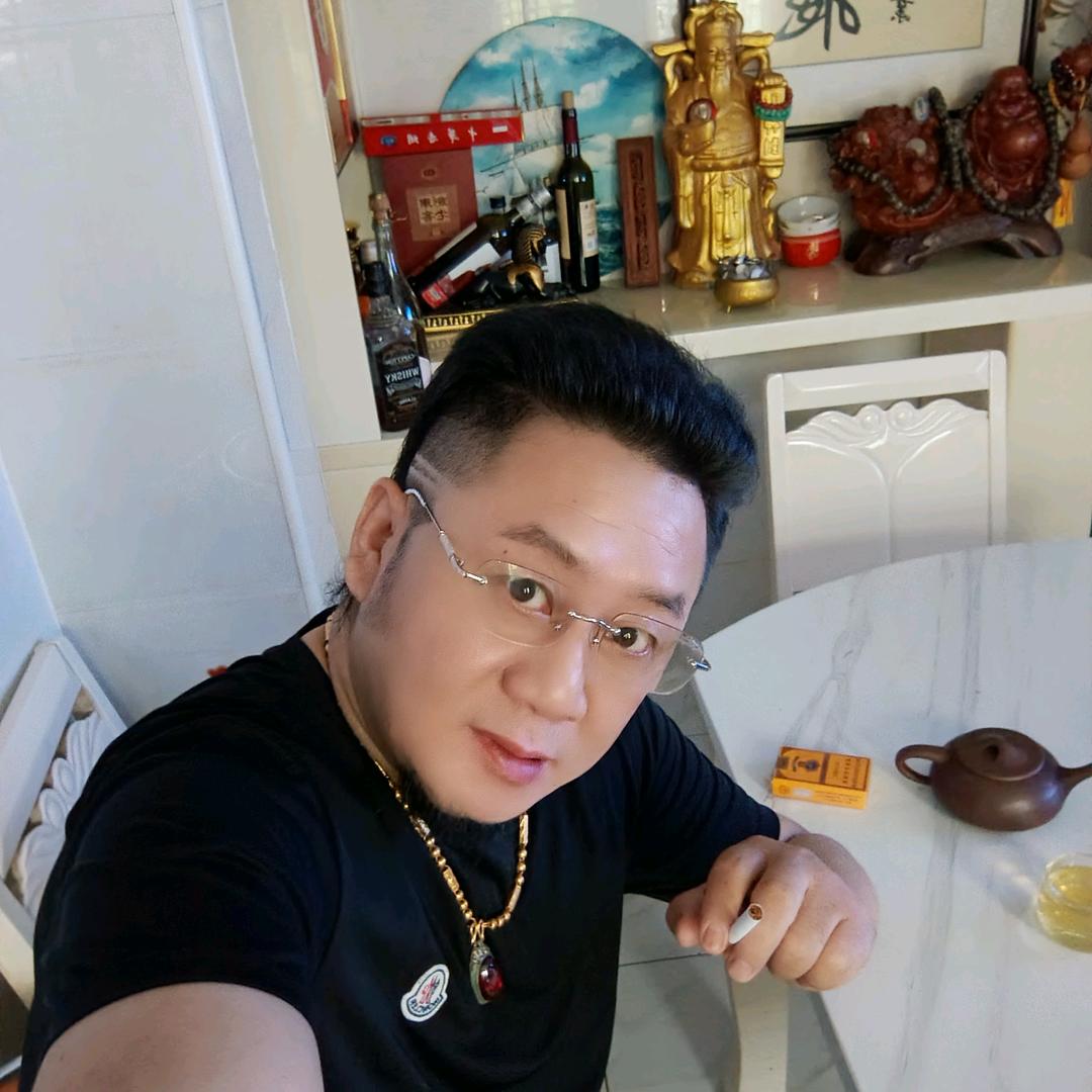 发型师~休闲时光🍷🍷