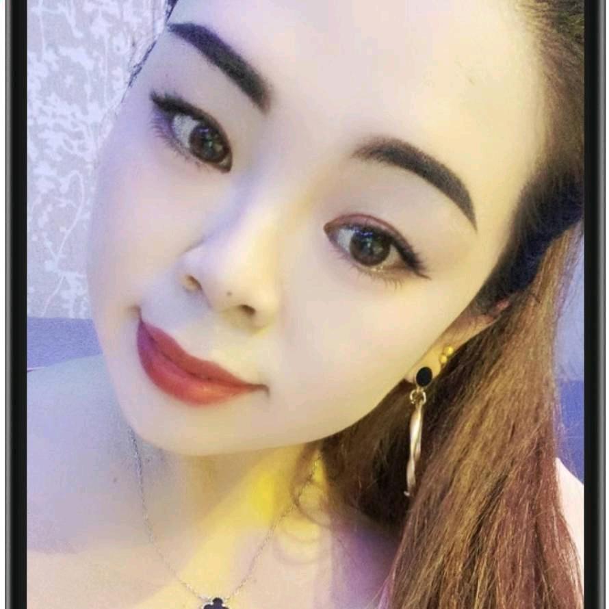靠着寂寞取暖