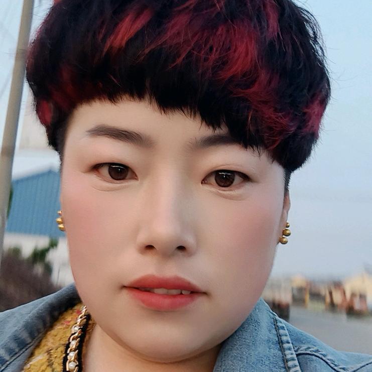 我是小草莓