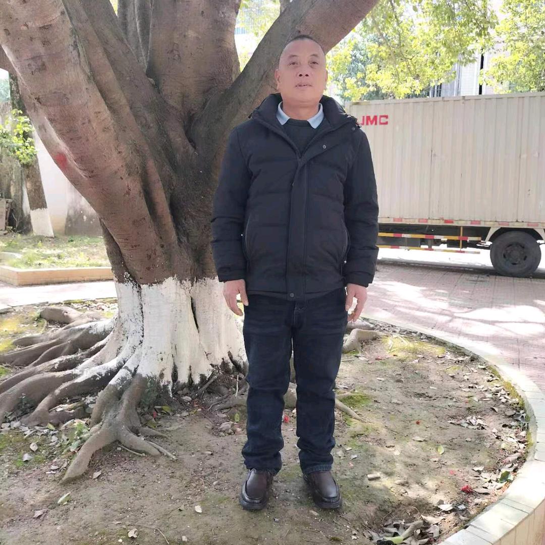 仲辉