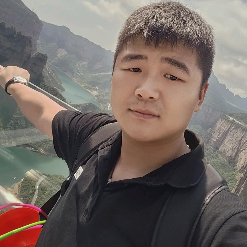 匆忙的小哥