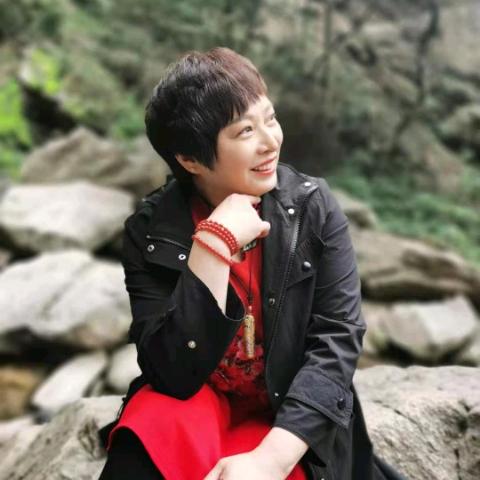 嘉怡妈…🎤每周一至周六20.10