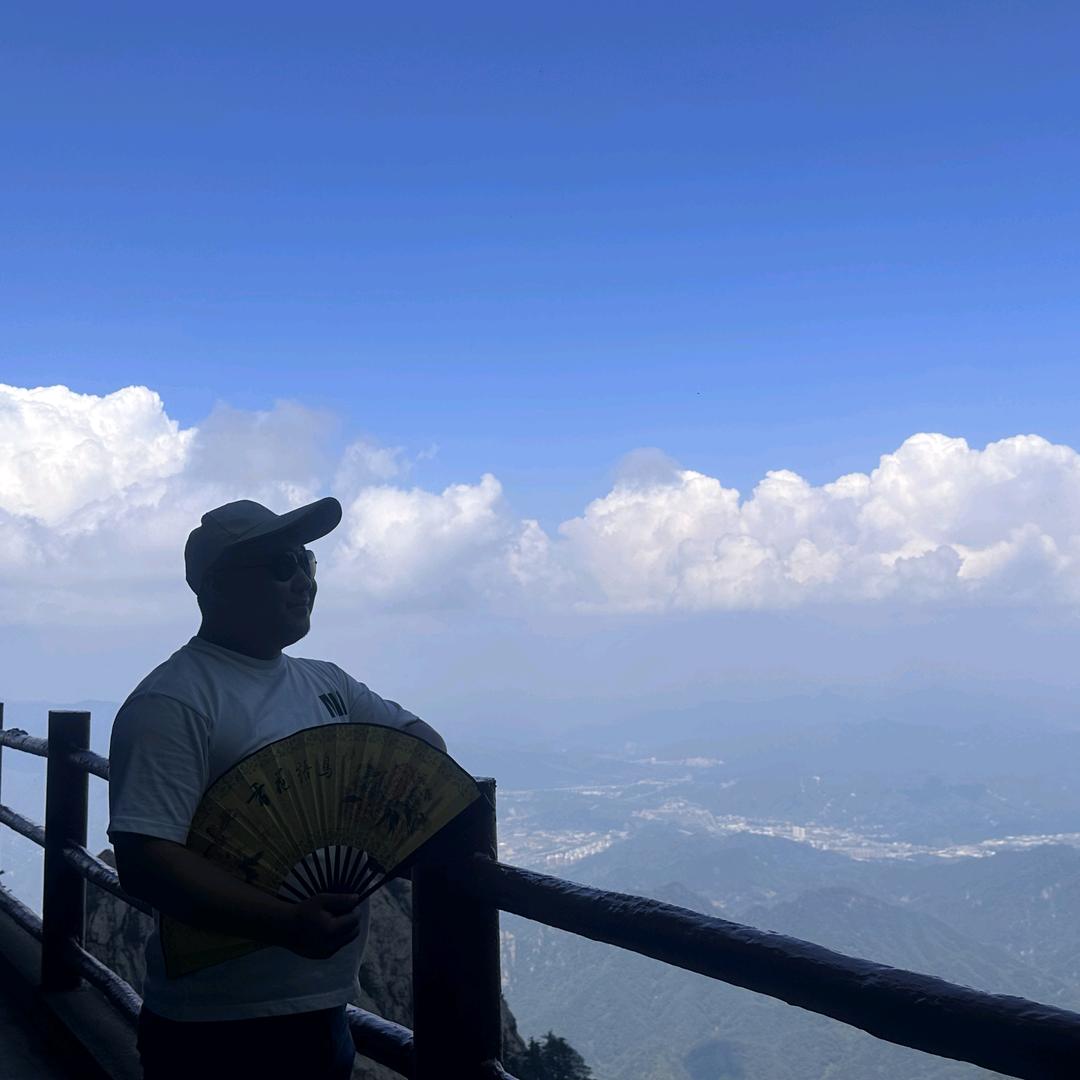 龙龘