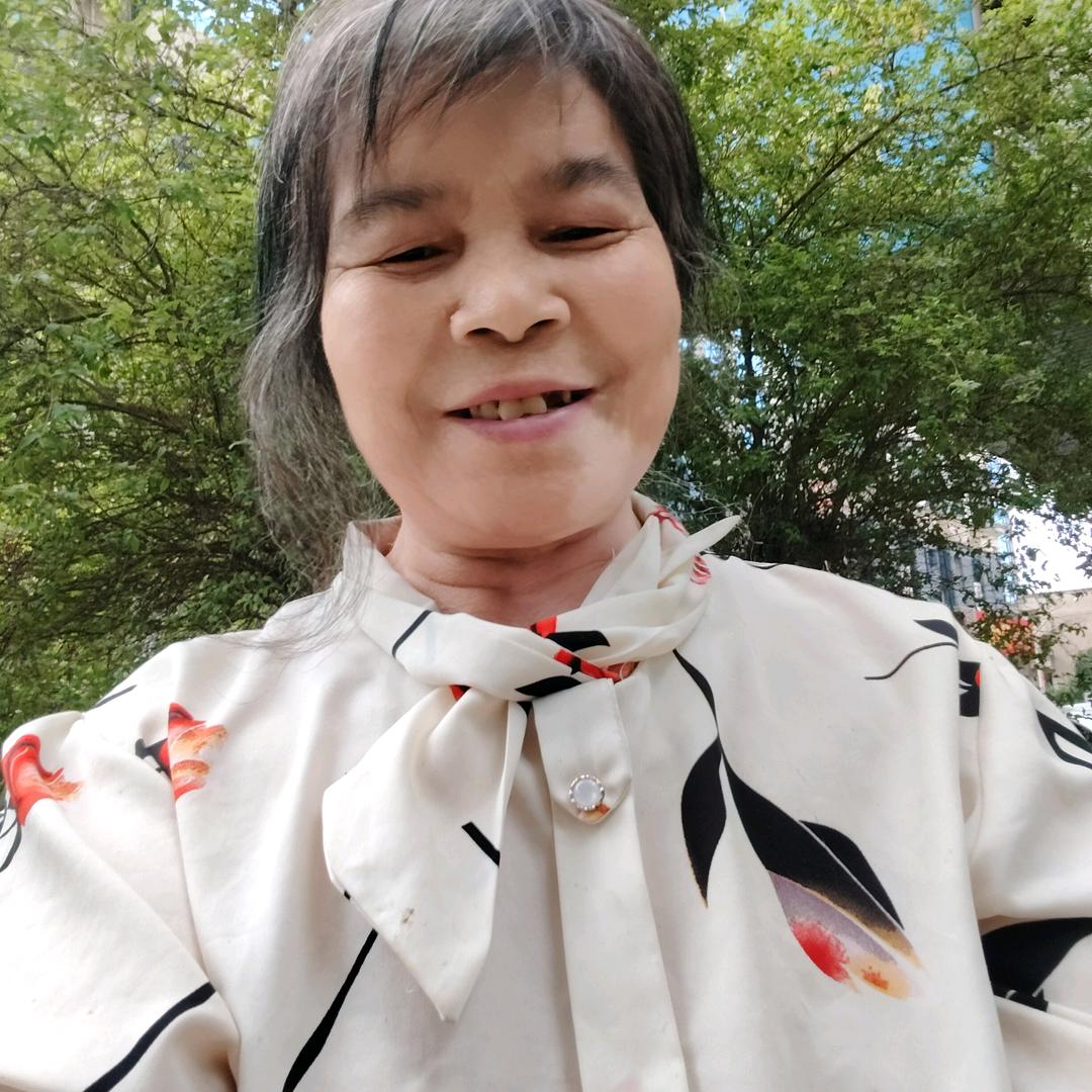 江边姐  下午1点20开播首播