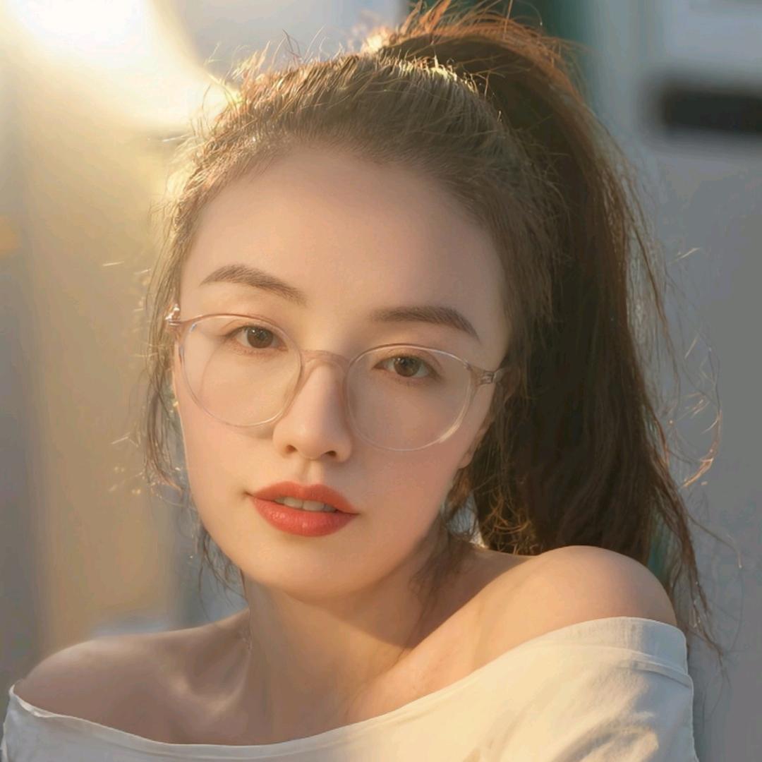 🦋ღ᭄ꦿ꯭小依赖ღ᭄ꦿ꯭