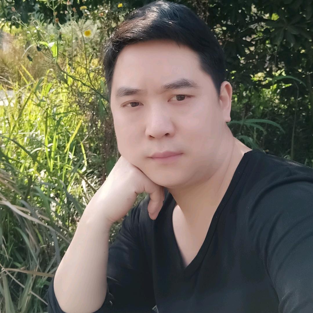 中年男人