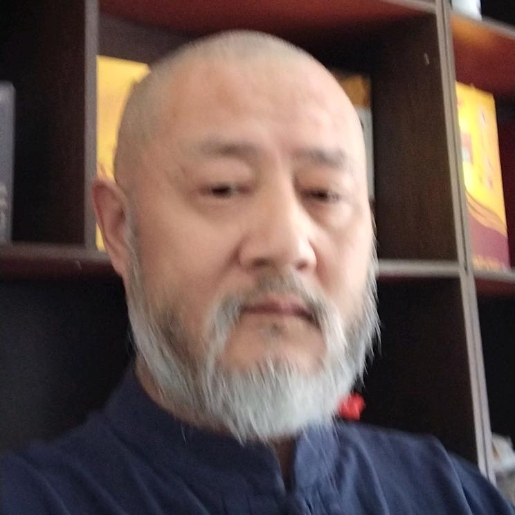 银髯公