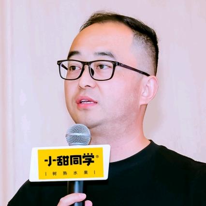 军哥小甜同学