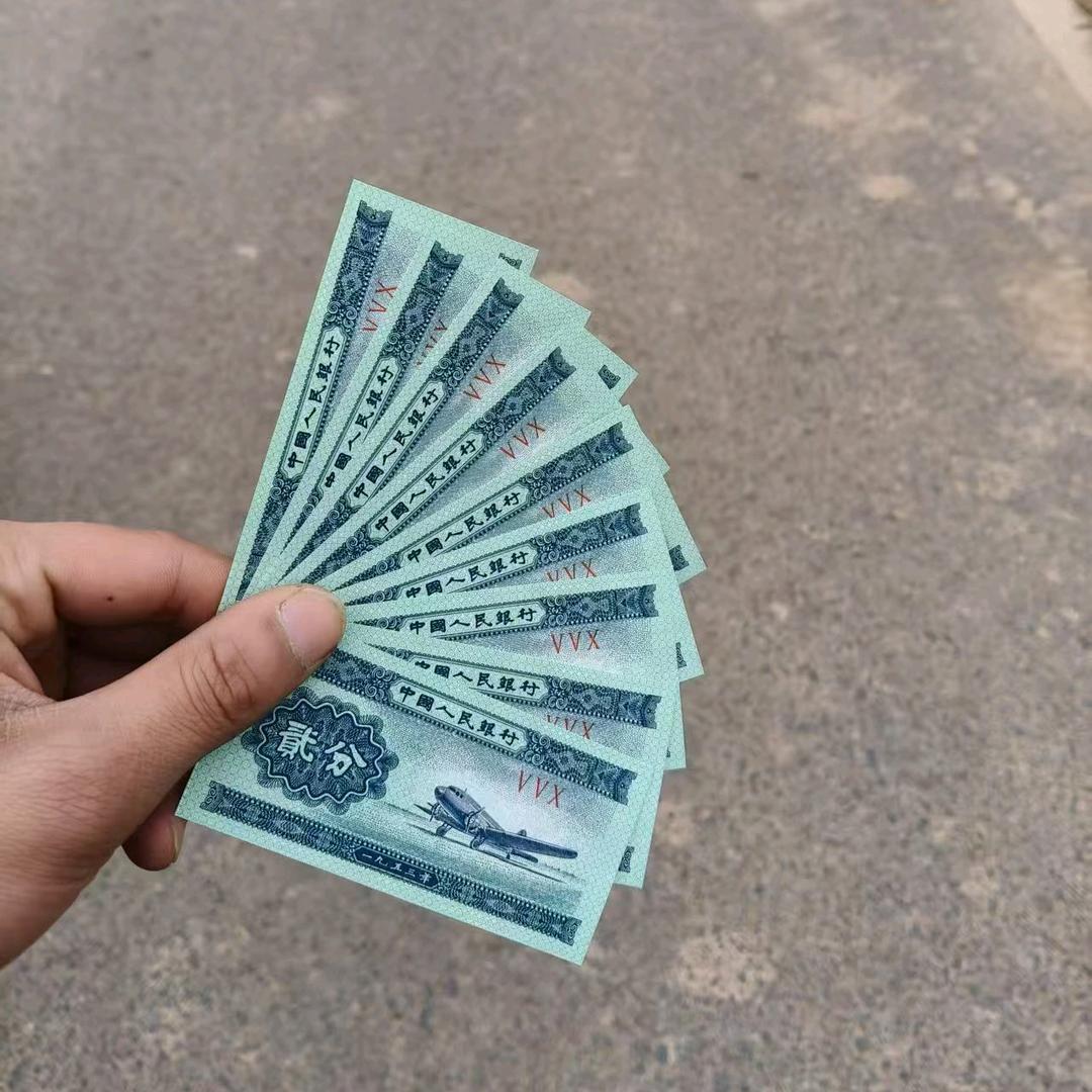 林总（浇花浇草）