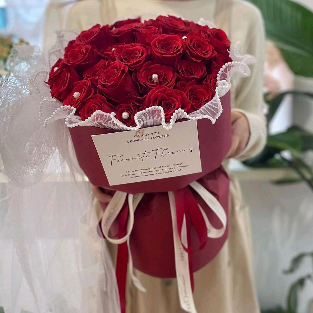 桑珠孜区花伴里有话花卉店