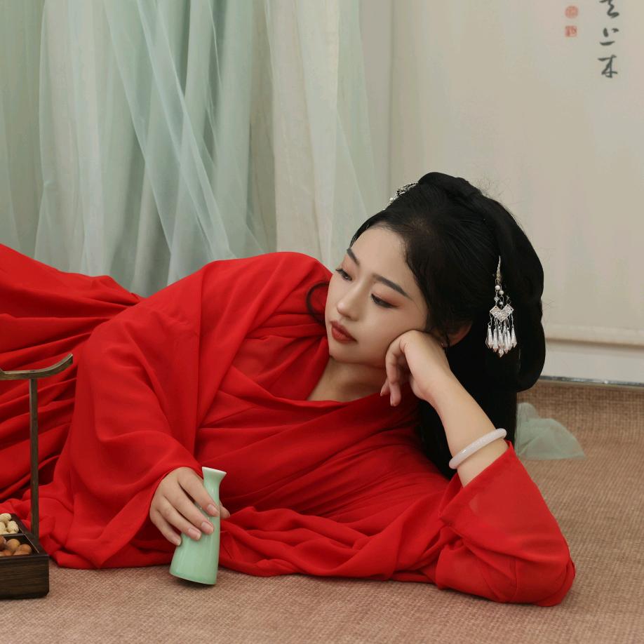 青瓷清茶倾城歌