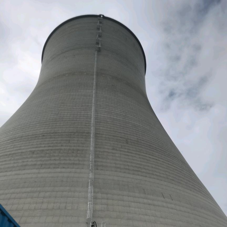 专业电厂冷间塔爬梯安装，制作爬梯