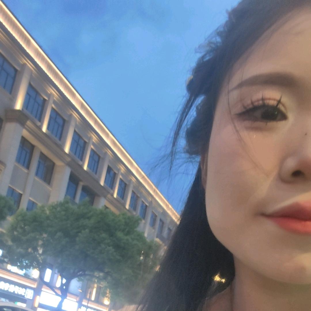 侯女士